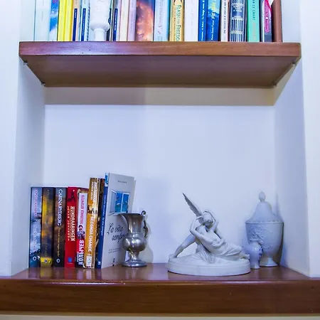 Casa Ifigenia 切法卢